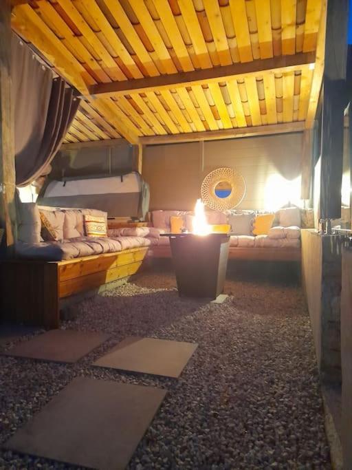 L'Antre Deux Pierres, Romantisme, Jacuzzi Exterieur, Plateau Dinatoire Bouyon Exterior photo
